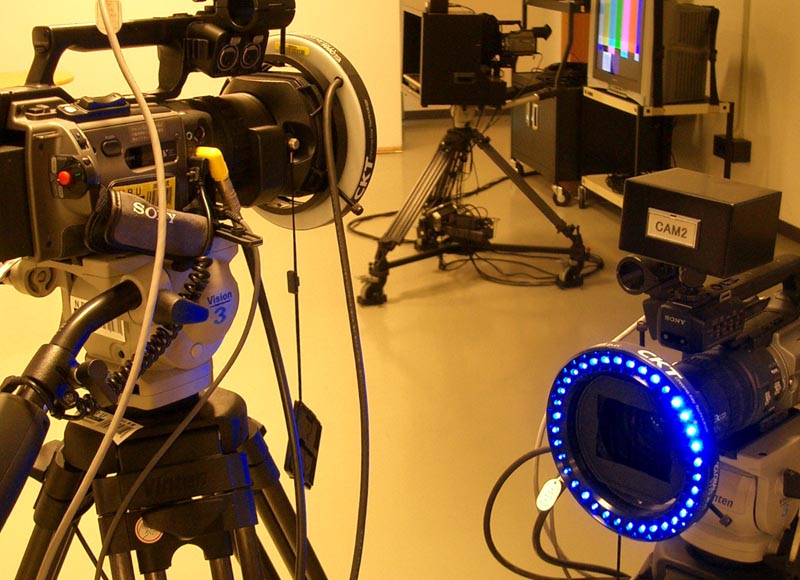 studio-16