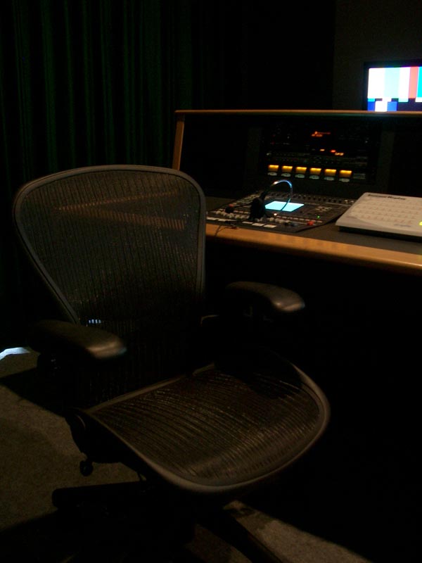 studio-19